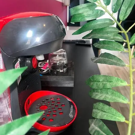 Red - Olympe & Lille, Croix, Roubaix * Croix